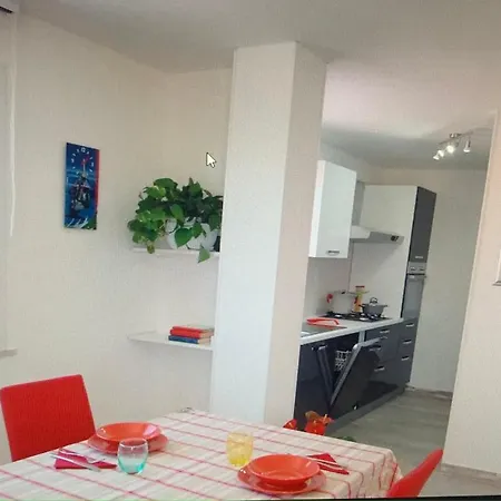 Attico Vista Mare Apartment